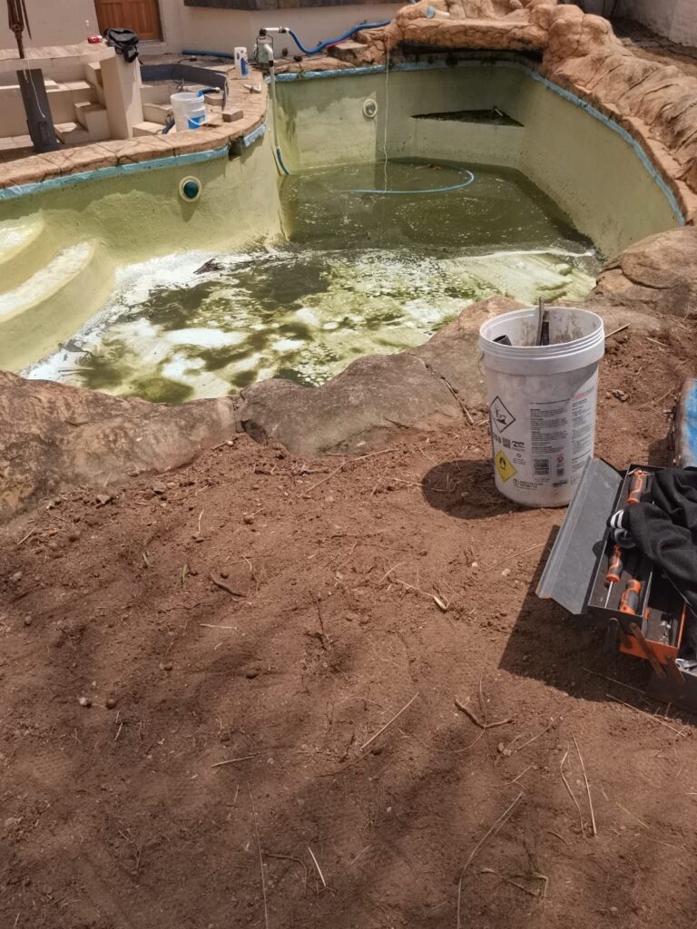 Fiberglass pool repairs